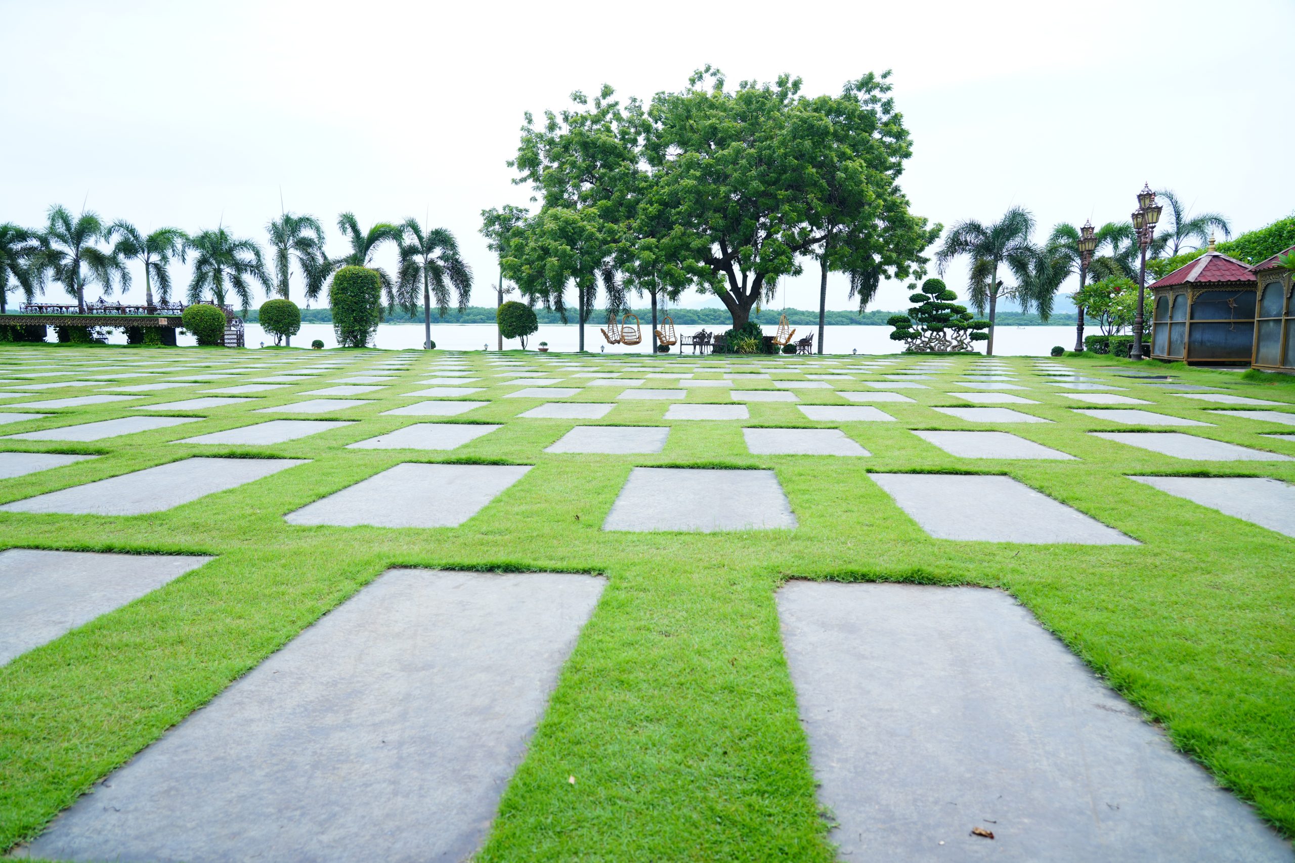 Riverside walking track